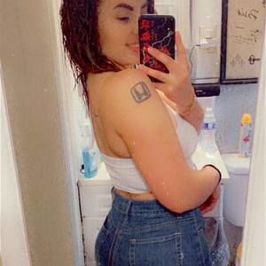 Meet your Posher, Lilly